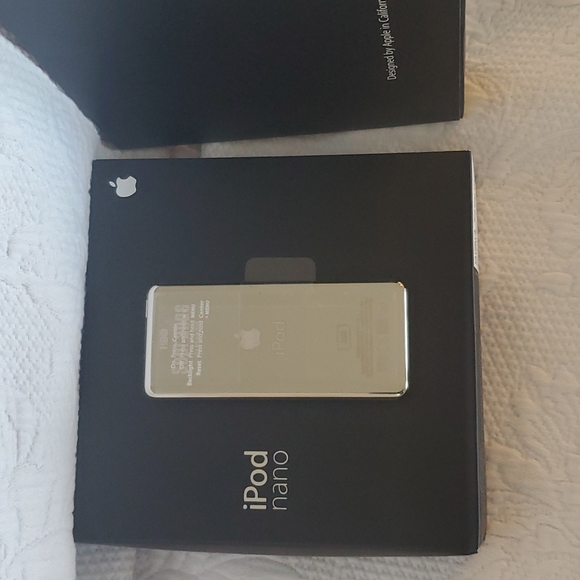 THE SOPRANOS Vintage IPod nano 2GB Engraved 2GB 1st generation Rare 2005 - Picture 9 of 13